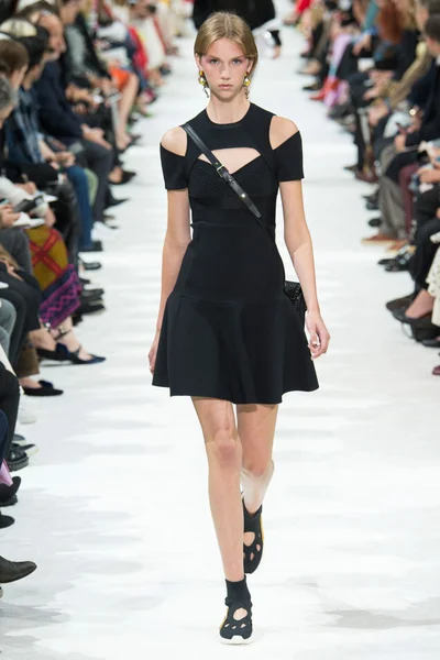 Look 40